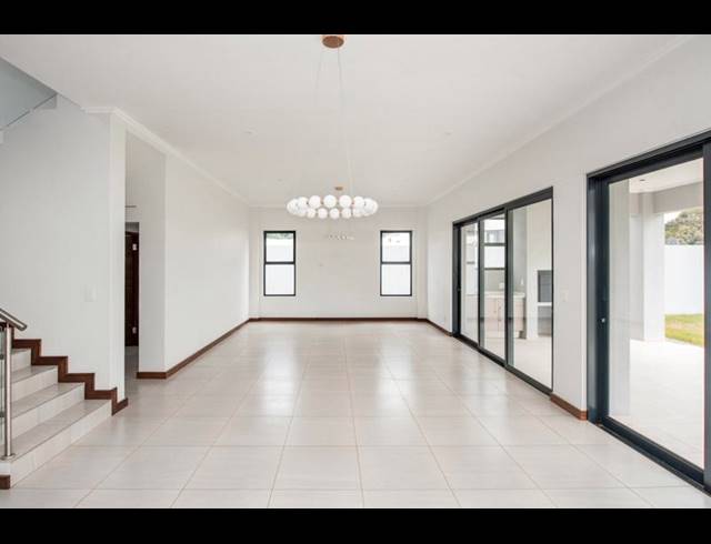 4 BEDROOM HOUSE FOR SALE IN ST ANDREWS